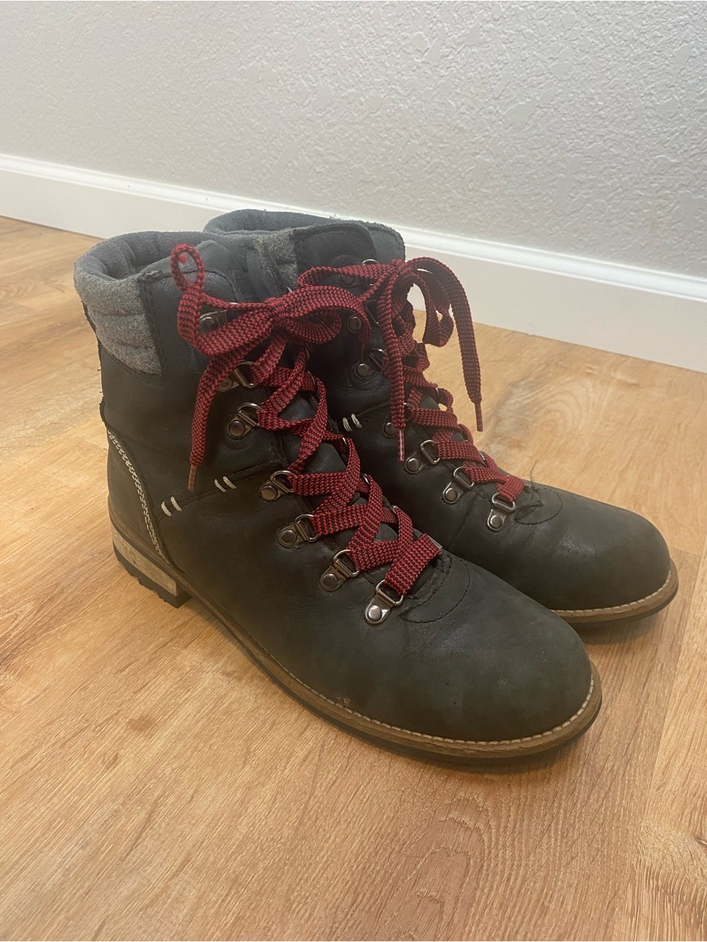 Kodiak Surrey ll Waterproof Leather Lace Up Boots